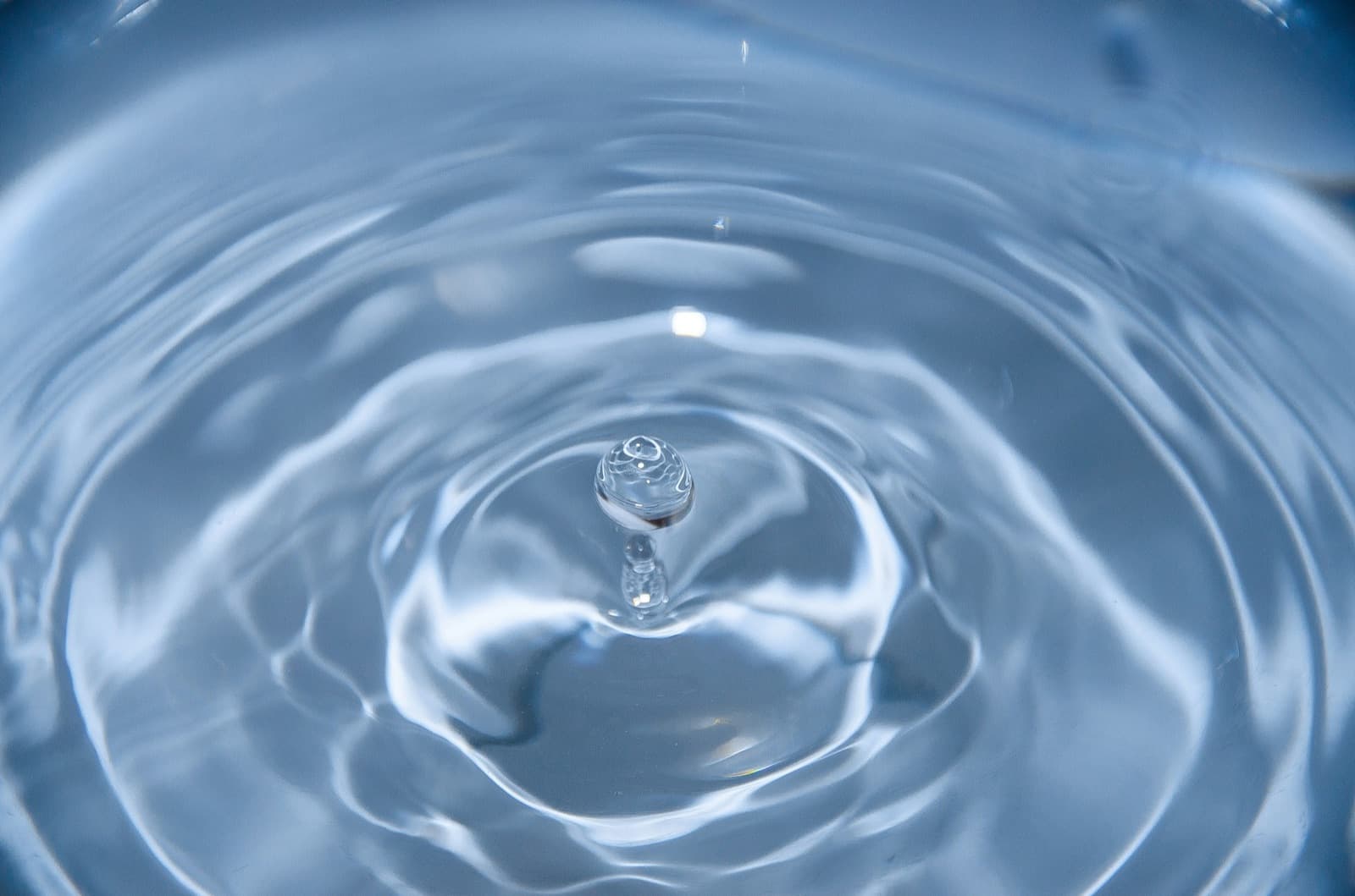 Water droplet creating ripples — like the ripple effect of group therapy